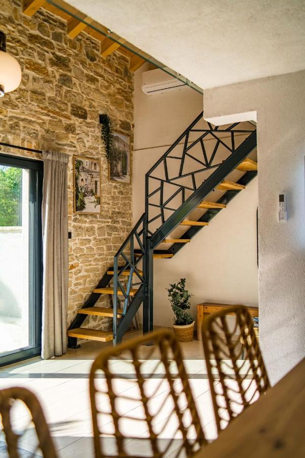 Stone House With Pool Poeta Villa Pridraga Exterior photo